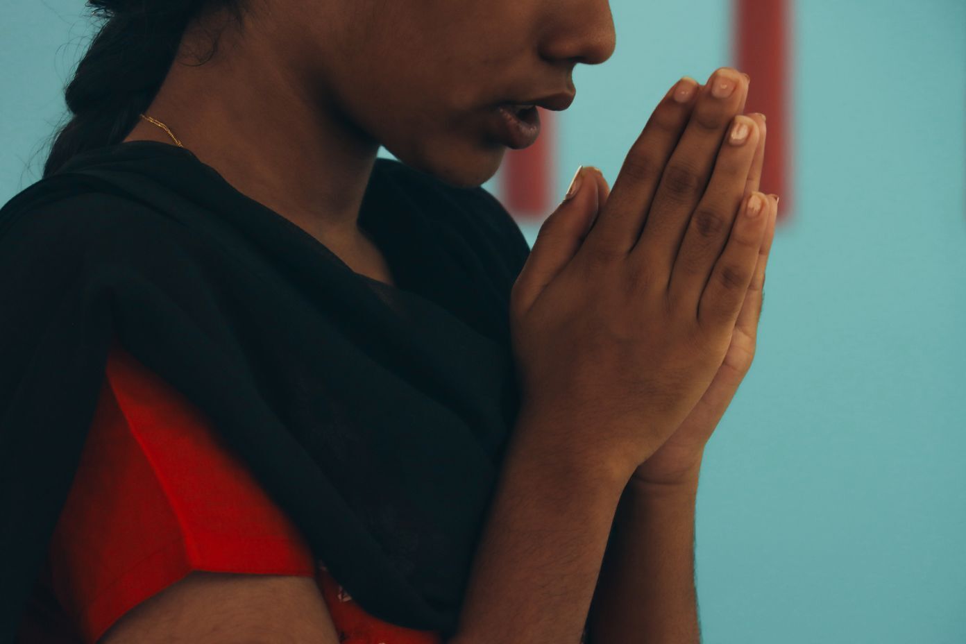 Lūdz par vajātām sievietēm